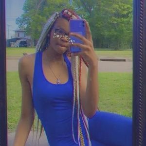 Meet your Posher, Almeta